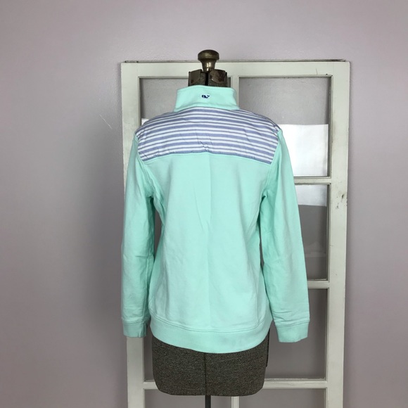 🐳Vineyard Vines resort stripe shep shirt!! - Picture 3 of 8